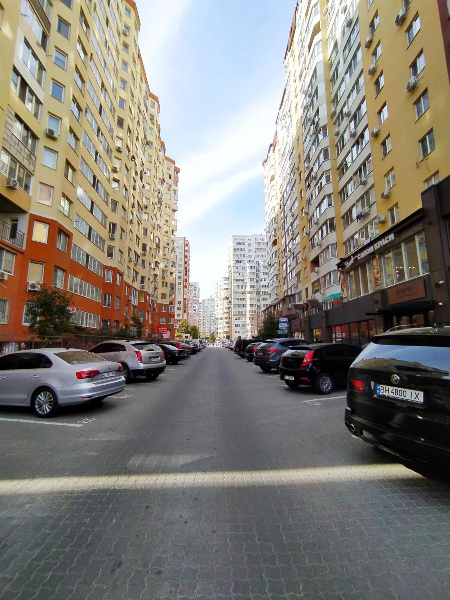 квартира в Жилом комплексе Левитана,массив Радужный Одесса Номер фото